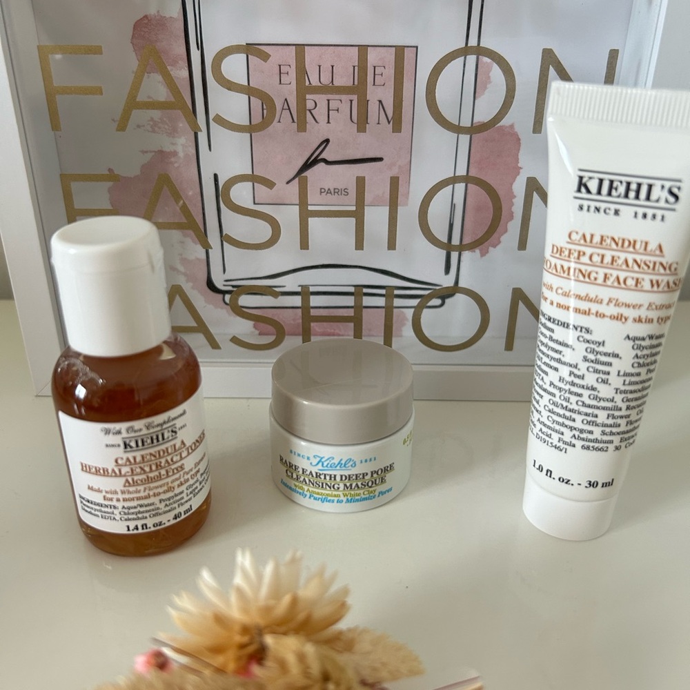 Kiehl’s Calendula Facial Wash & Toner/Rare Earth Mask Set